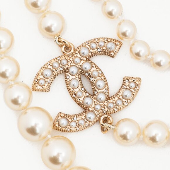 Chanel 100th Anniversary P25 Ivory Pearl Gold-Tone CC-Logo Long Station Necklace - Picture 3 of 4